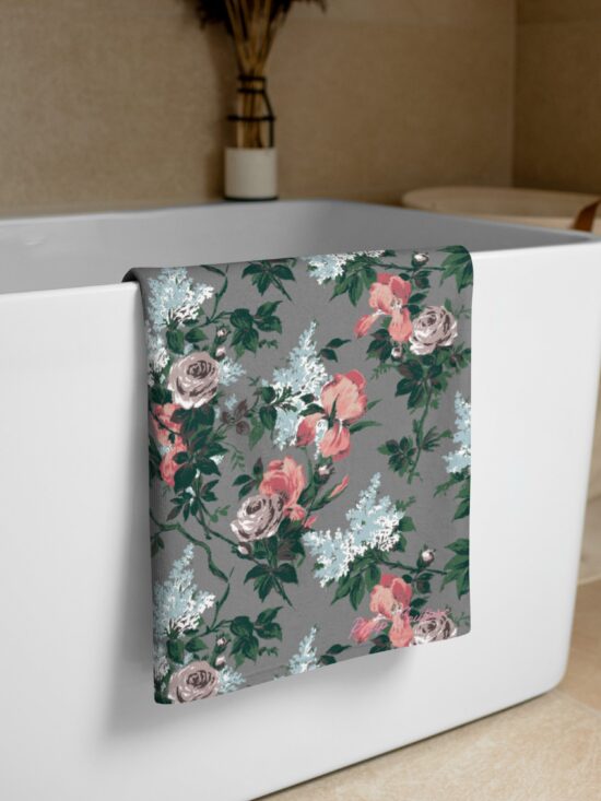 Arden J'adore Bella Roses Beach & Bath Towel | Pinup Couture Home